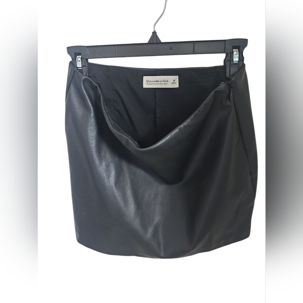 Abercrombie & Fitch Black Scarlett Vegan Leather Mini Skort M